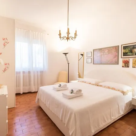 Apartment Secret Garden Liliad - *