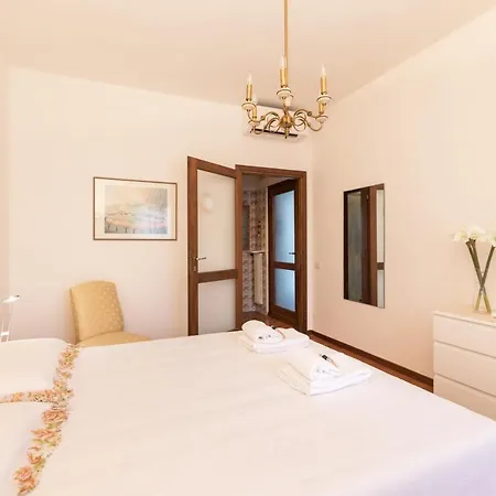 Apartman Secret Garden Liliad -
