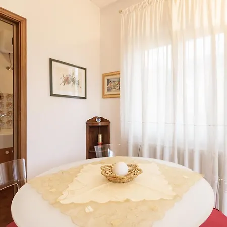 Apartman Secret Garden Liliad - *